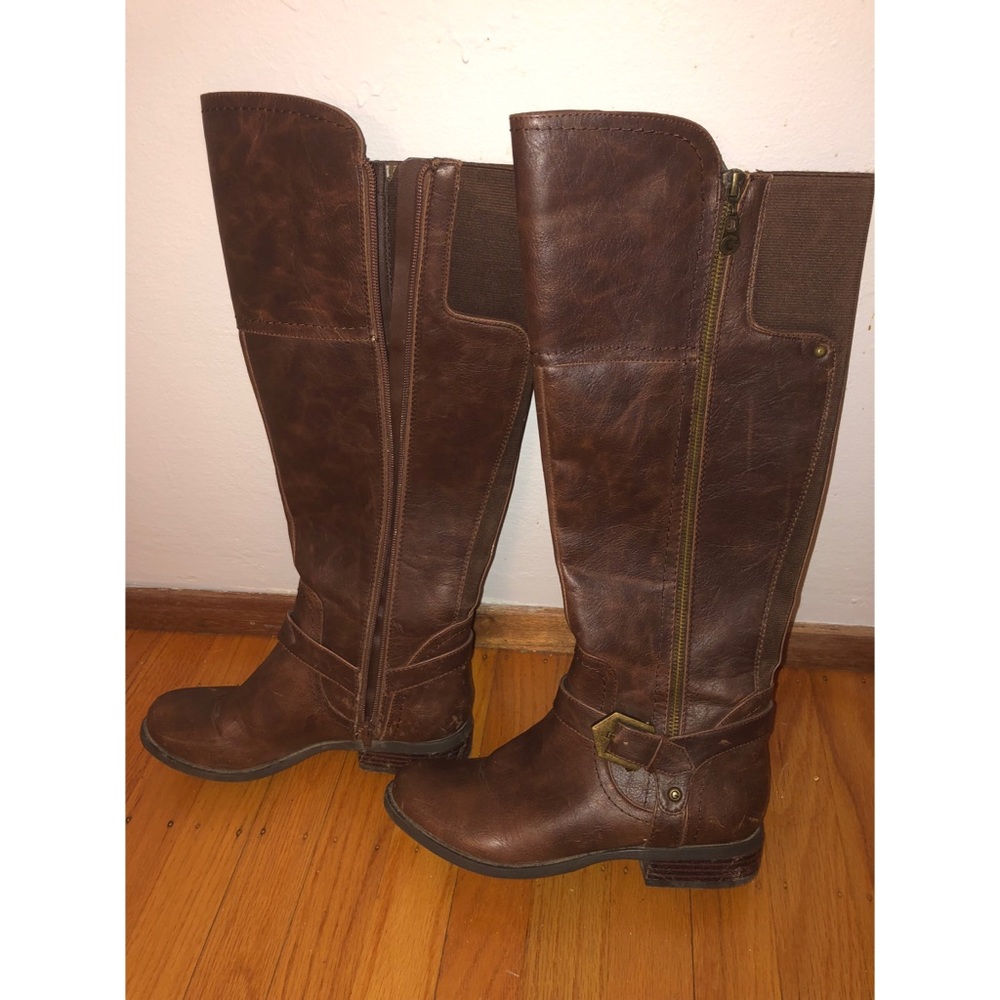 *SALE* Guess brown knee high boot